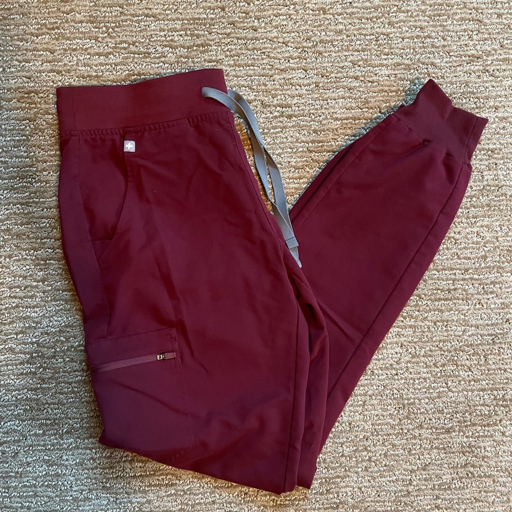 Figs women’s tall scrub pants
